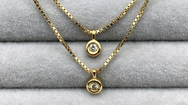 お買取りさせていただきましたK18ダイヤペンダント